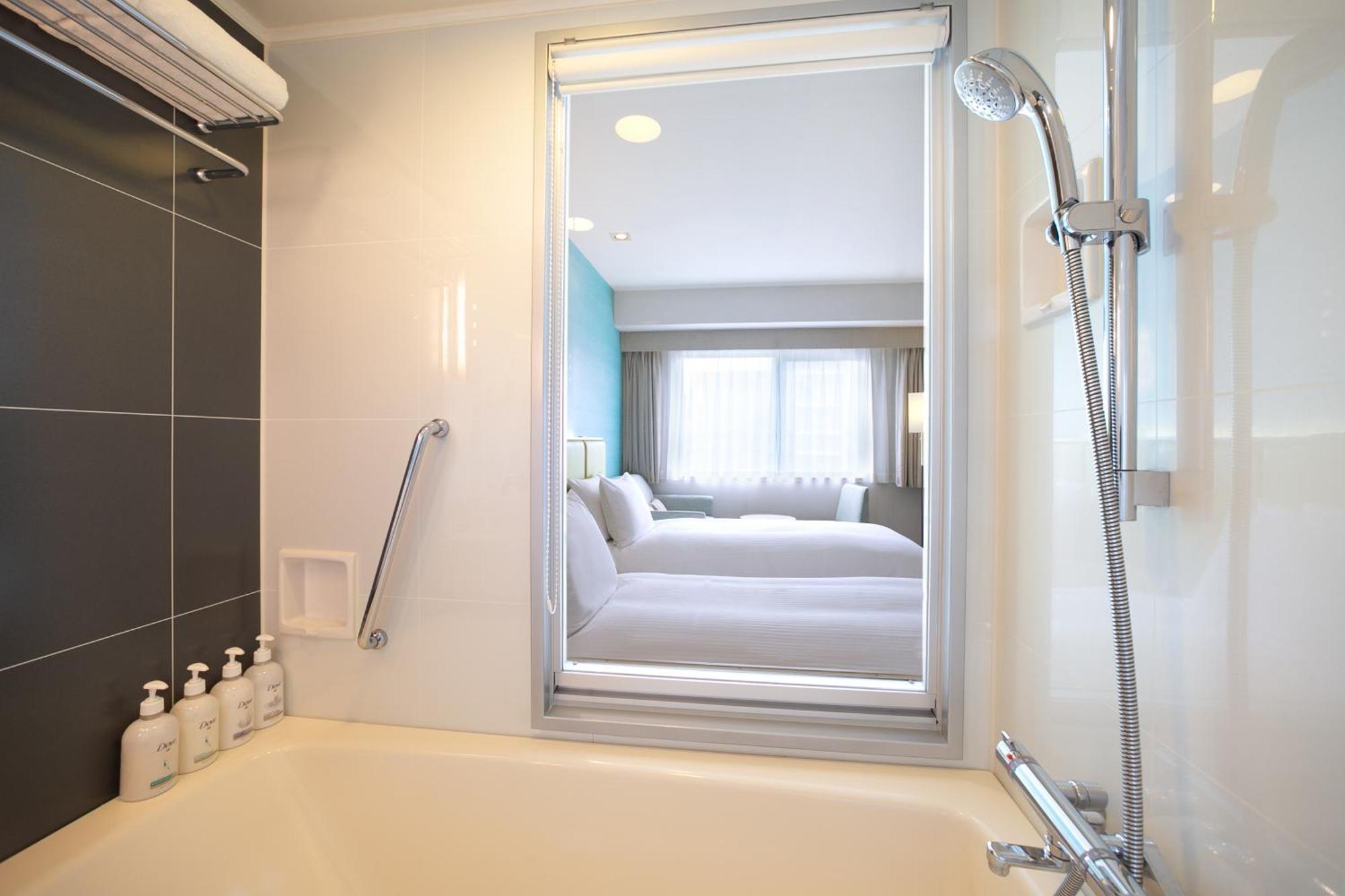 Holiday Inn Osaka Namba By Ihg Exterior photo