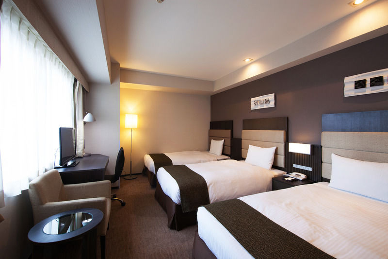 Holiday Inn Osaka Namba By Ihg Exterior photo