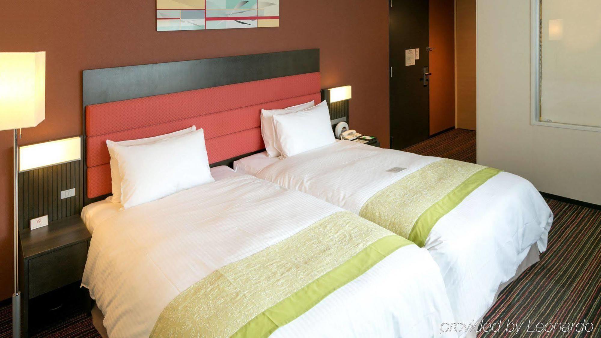 Holiday Inn Osaka Namba By Ihg Exterior photo