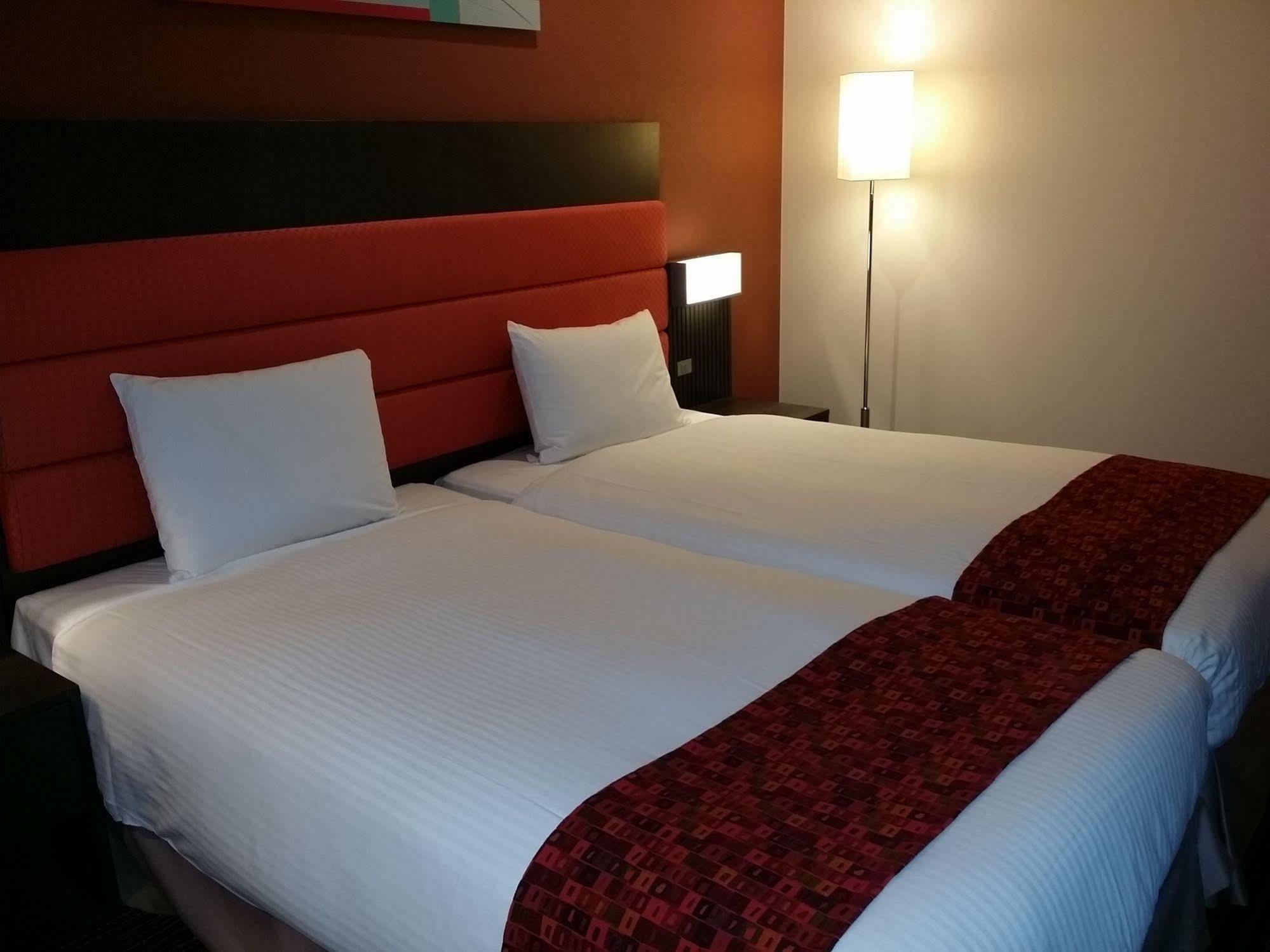Holiday Inn Osaka Namba By Ihg Exterior photo