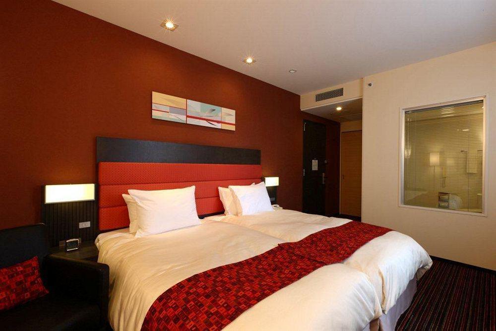Holiday Inn Osaka Namba By Ihg Exterior photo